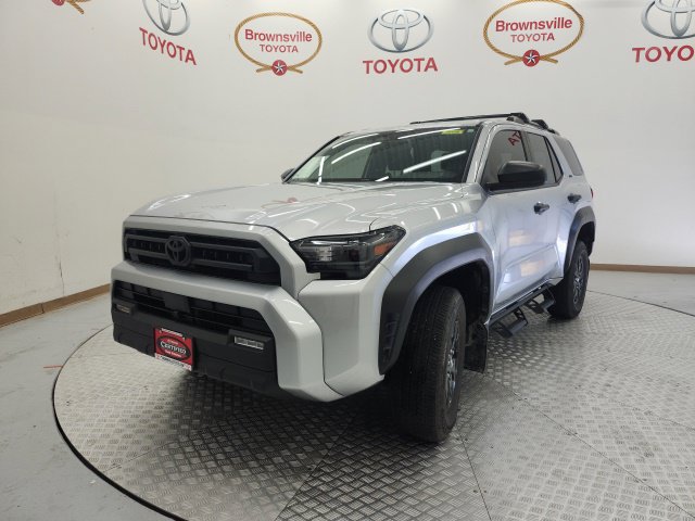 Used 2025 Toyota 4Runner SR5 AWD/4WD image 2