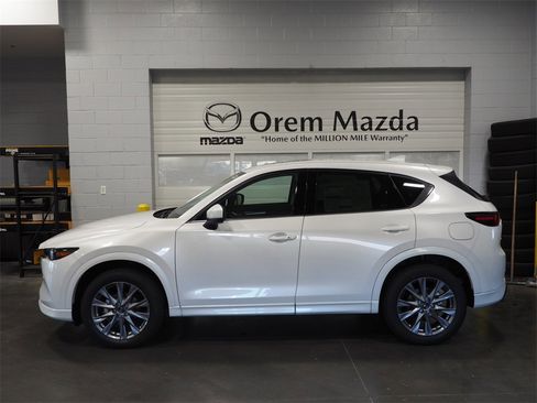 New 2025 MAZDA CX-5 AWD 2.5 S w/ Premium Plus Pkg image 8