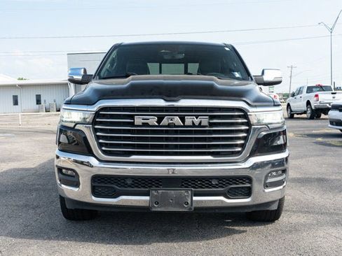 Used 2025 RAM 1500 Laramie AWD/4WD image 8