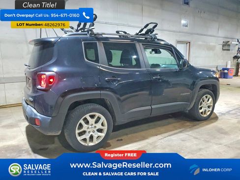 Used 2017 Jeep Renegade Latitude image 4
