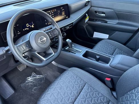 New 2026 Nissan Kicks SV w/ SV Premium Package image 8