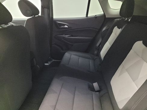 Used 2024 Chevrolet Trax LS FWD image 18