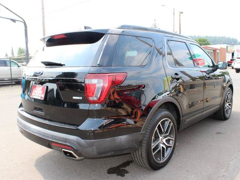 Used 2016 Ford Explorer Sport w/ Equipment Group 401A AWD/4WD image 6