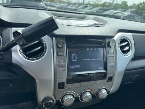 Used 2014 Toyota Tundra SR5 w/ TRD Off Road Package image 20