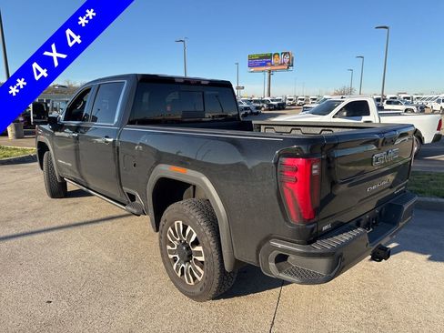 Used 2026 GMC Sierra 2500 Denali Ultimate image 9
