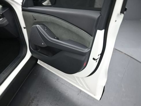 Certified 2025 Ford Mustang Mach-E GT AWD/4WD image 32