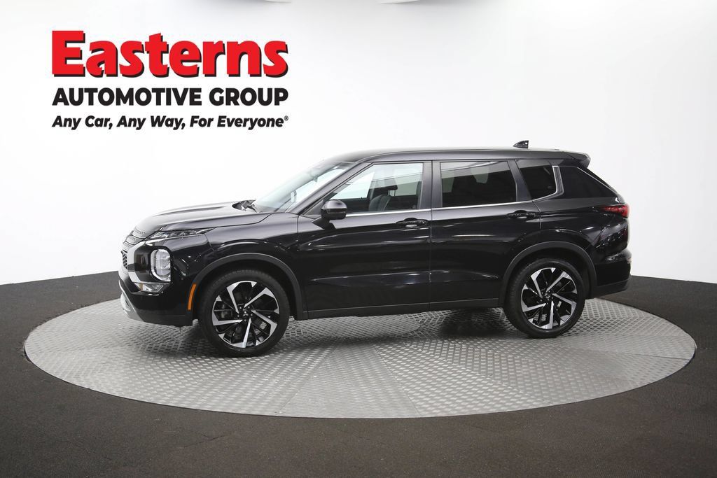 Used 2024 Mitsubishi Outlander SE AWD/4WD image 60