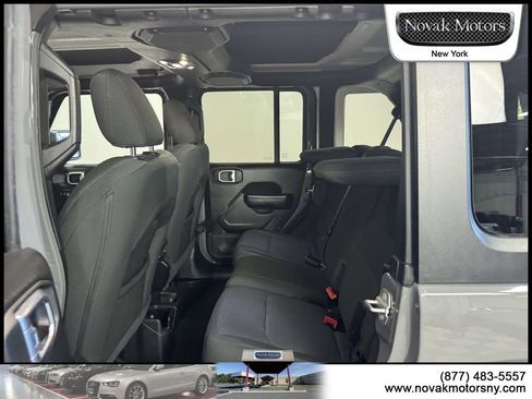 Used 2021 Jeep Wrangler Unlimited Sport image 11
