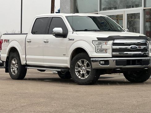 Used 2015 Ford F150 Lariat w/ Equipment Group 502A Luxury AWD/4WD image 2