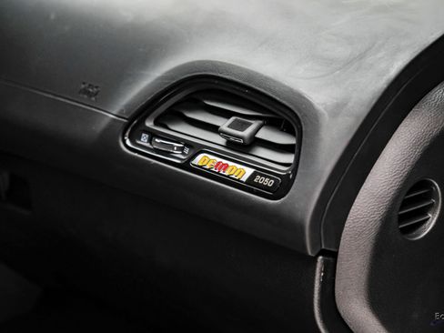 Used 2023 Dodge Challenger SRT Hellcat Redeye image 75