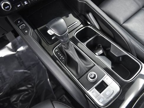 Used 2024 Kia Telluride EX image 24