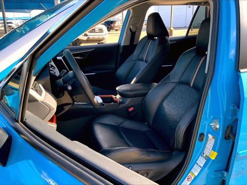 Used 2019 Toyota RAV4 Adventure image 7