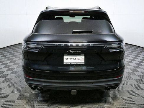 Certified 2023 Porsche Cayenne AWD/4WD image 31