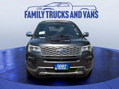 Used 2018 Ford Explorer Platinum AWD/4WD image 8