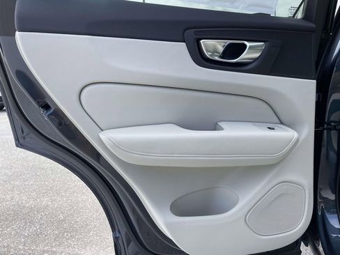 New 2026 Volvo XC60 B5 Ultra w/ Protection Package Premier AWD/4WD image 3