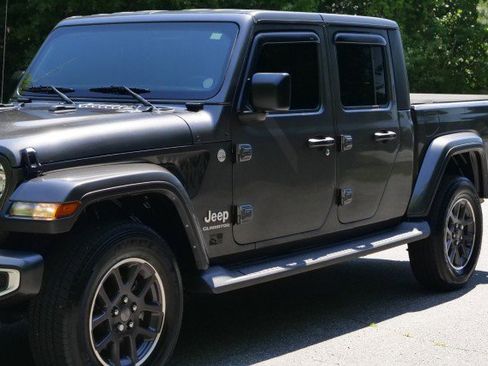 Used 2022 Jeep Gladiator Overland w/ Popular Equipment Package AWD/4WD image 41