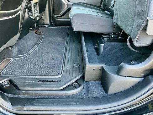 Used 2025 RAM 1500 Limited w/ Trailer Tow Group image 27