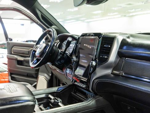 Used 2020 RAM 2500 Limited image 16