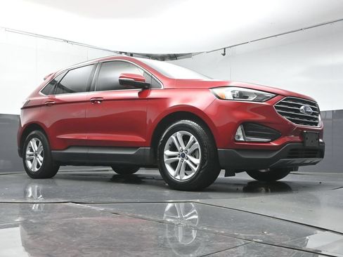 Used 2020 Ford Edge SEL w/ Convenience Package FWD image 38
