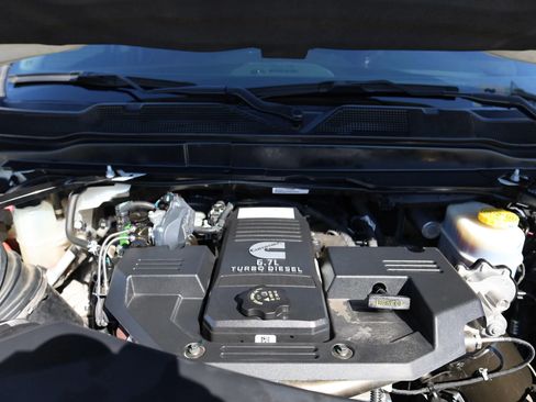 Used 2022 RAM 2500 Laramie image 56