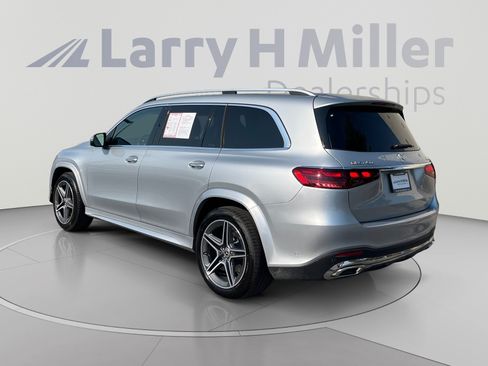 Used 2026 Mercedes-Benz GLS 450 4MATIC image 3