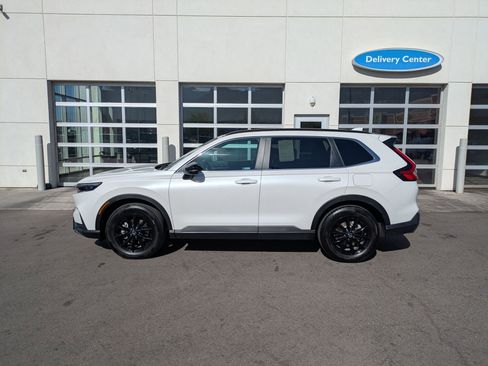 Used 2023 Honda CR-V Sport image 9