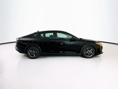 Used 2025 Kia K4 FWD image 10