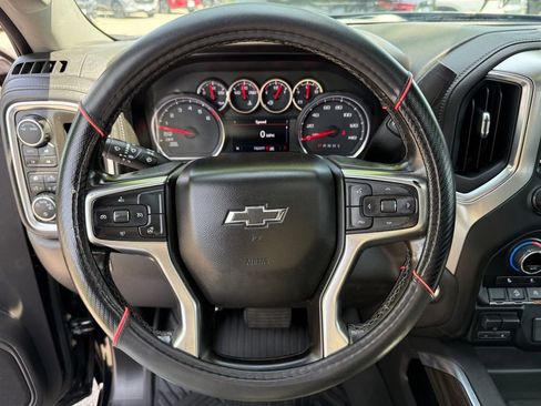 Used 2020 Chevrolet Silverado 1500 LT Trail Boss AWD/4WD image 15
