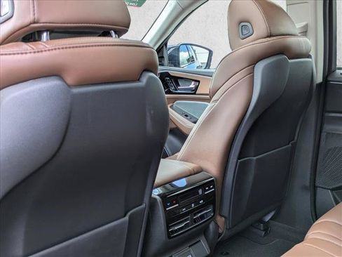 Used 2023 Acura MDX FWD w/ Technology Package image 19