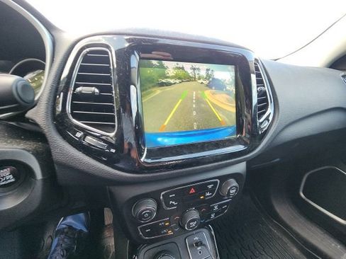 Used 2017 Jeep Compass Limited AWD/4WD image 24