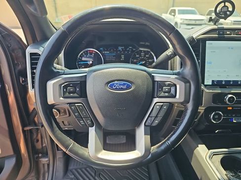 Used 2022 Ford F250 4x4 Crew Cab Super Duty image 22