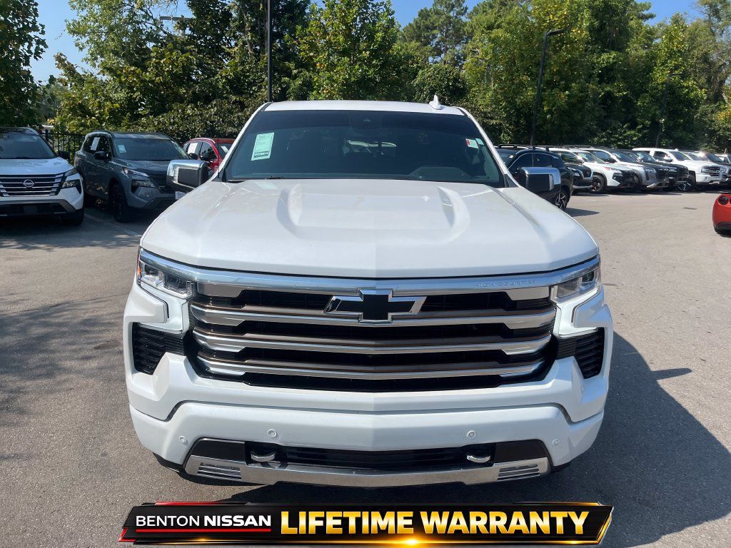Used 2022 Chevrolet Silverado 1500 High Country AWD/4WD image 11