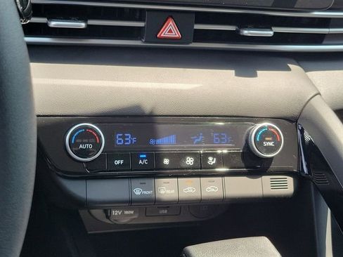 New 2026 Hyundai Elantra Hybrid FWD image 12