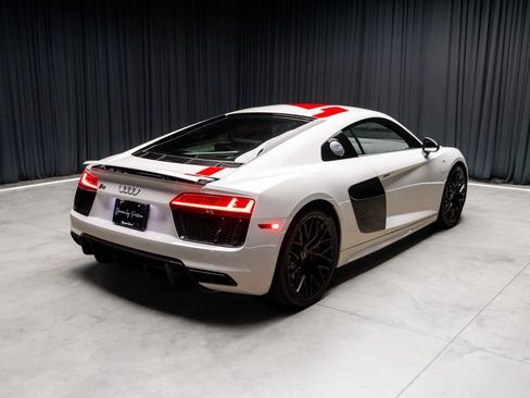 Used 2018 Audi R8 V10 w/ 20" Wheel Package RWD image 39