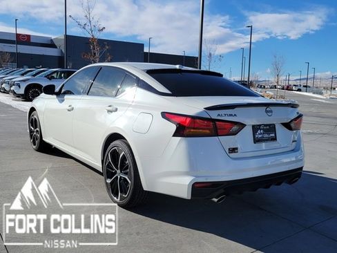 Used 2025 Nissan Altima 2.5 SR image 3