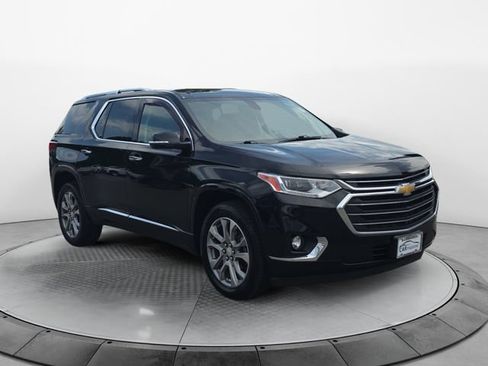 Used 2019 Chevrolet Traverse Premier FWD image 7