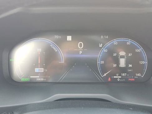 Used 2023 Toyota RAV4 Limited image 11