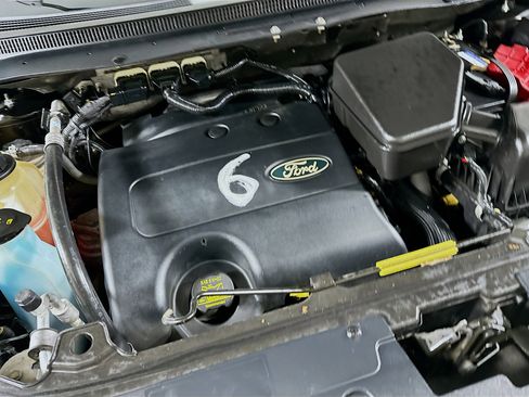 Used 2013 Ford Edge Limited image 32