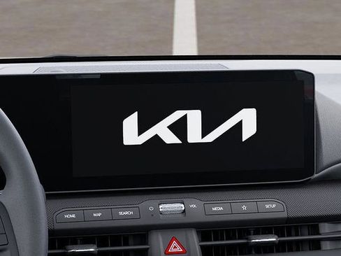 New 2025 Kia K4 LXS FWD image 37
