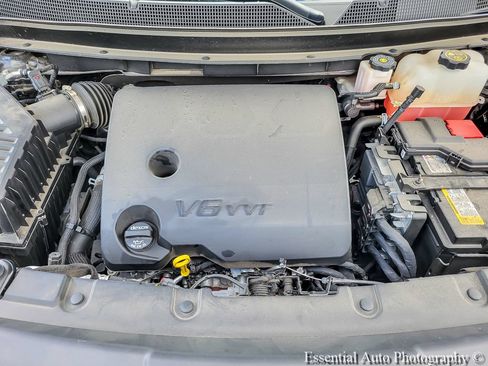 Used 2023 Chevrolet Traverse Premier w/ LPO, Floor Liner Package AWD/4WD image 27