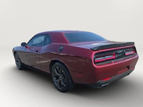 Used 2019 Dodge Challenger GT w/ Driver Convenience Group RWD image 6