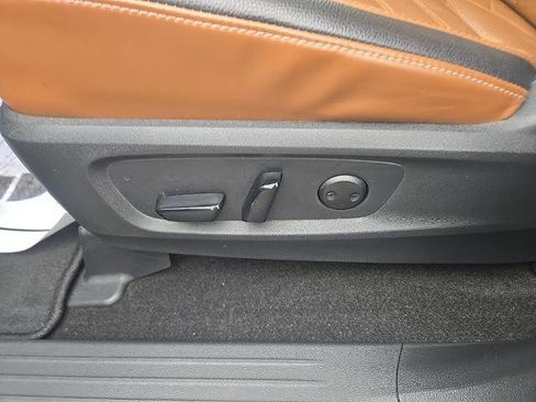 Certified 2023 Nissan Pathfinder Platinum image 11