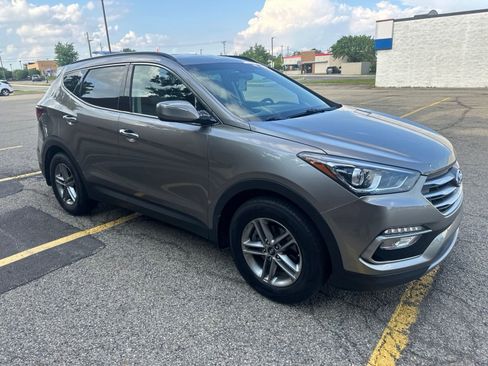 Used 2018 Hyundai Santa Fe Sport FWD image 15