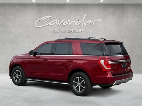 Used 2018 Ford Expedition XLT w/ Equipment Group 202A RWD image 14