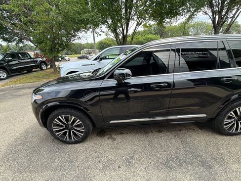 Used 2023 Volvo XC90 T8 Plus AWD/4WD image 2