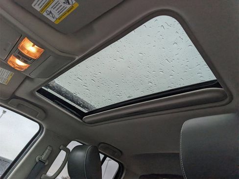 Certified 2021 Nissan Frontier PRO-4X w/ Pro-4x Utility Package image 26