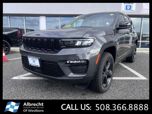 New 2025 Jeep Grand Cherokee Limited w/ Black Appearance Package image 1