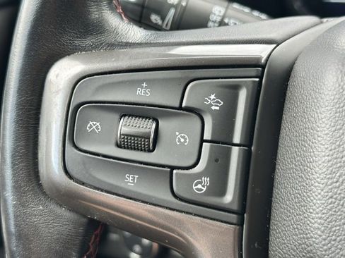 Used 2022 Chevrolet Suburban RST w/ Luxury Package image 15