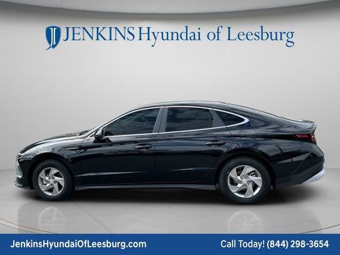 New 2026 Hyundai Sonata SE FWD image 8
