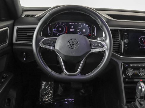 Used 2022 Volkswagen Atlas Cross Sport SE w/ Panoramic Sunroof Package image 26